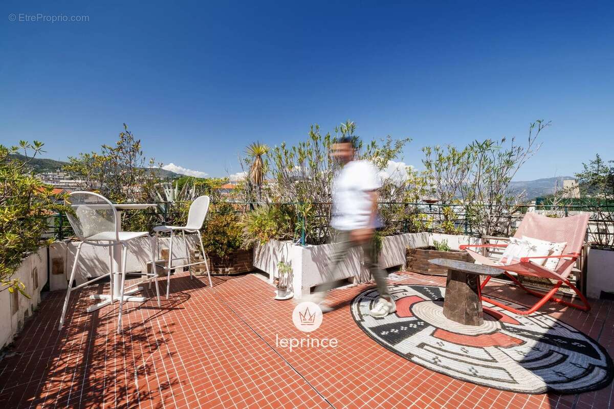 Appartement à NICE