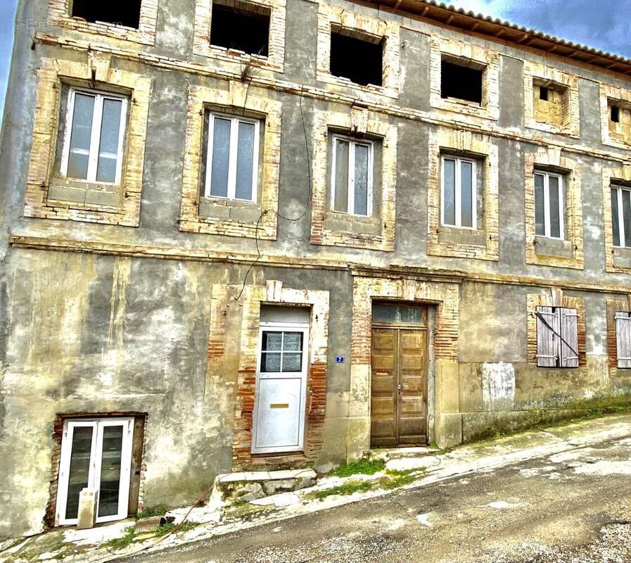 Appartement à BOURRET