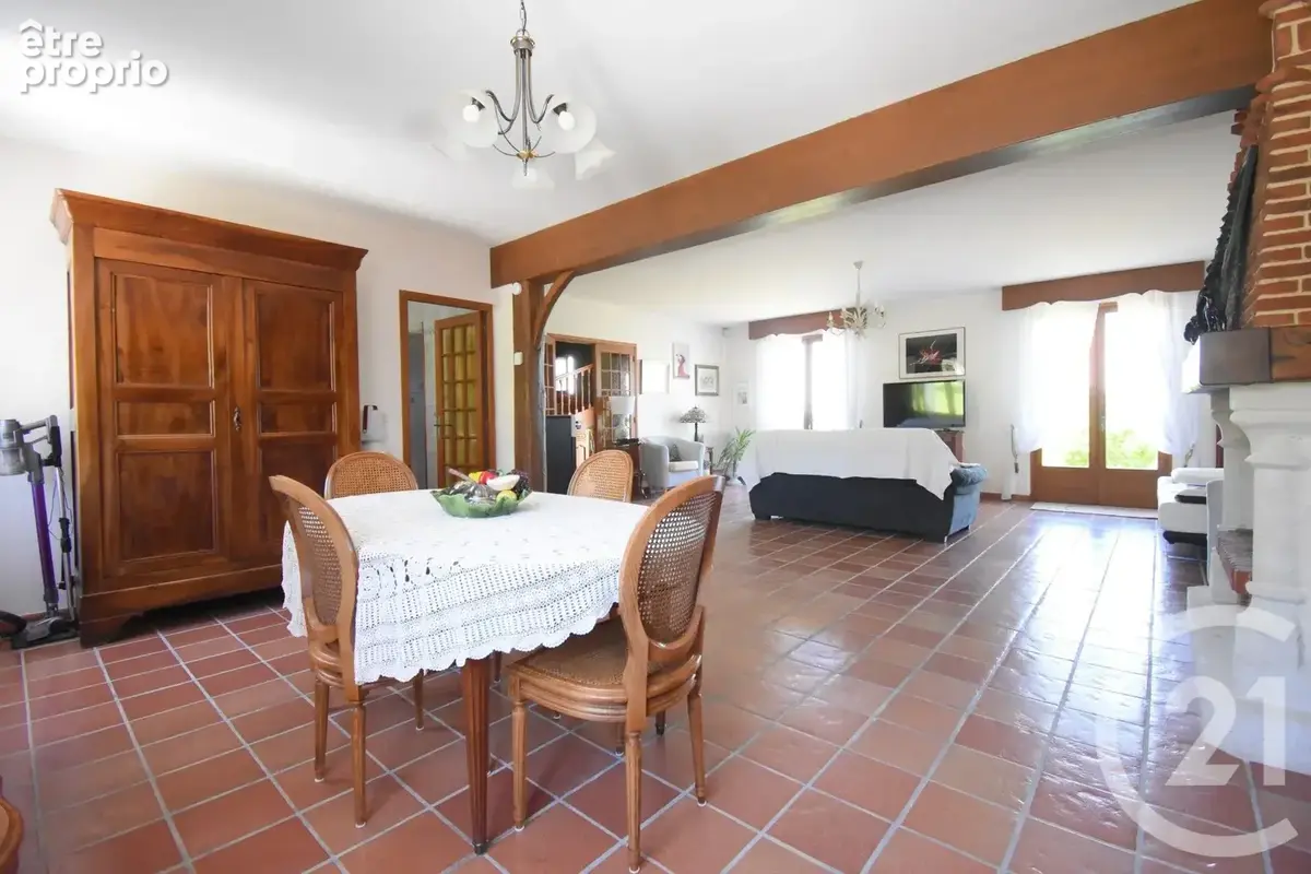 Maison 5 pièces 206 m² à vendre à Creuzier-Le-Vieux (03300) - photo 11
