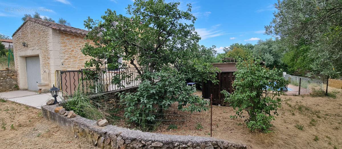 Villa 3/4P  85m2 Jardin clos, terrasse et piscine - photo 8