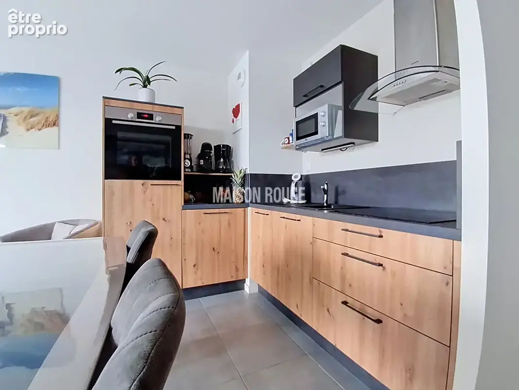RARE A LA VENTE - Appartement de standing récent avec balcon aperçu mer, garage et ascenseur à Trébeurden - photo 5