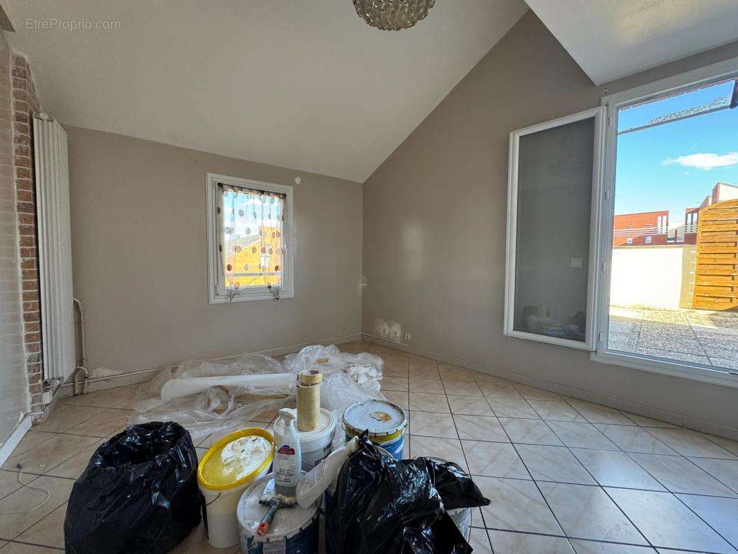 Appartement 3 pièces de 75 m² à Vauréal - photo 7