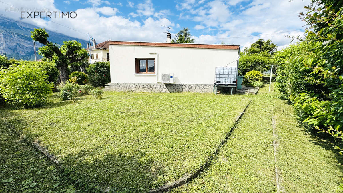 Maison à FROGES