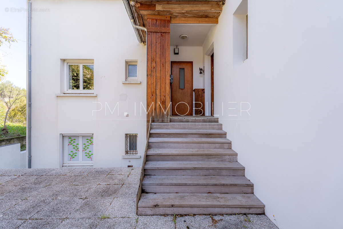 Appartement à MARSEILLE-12E