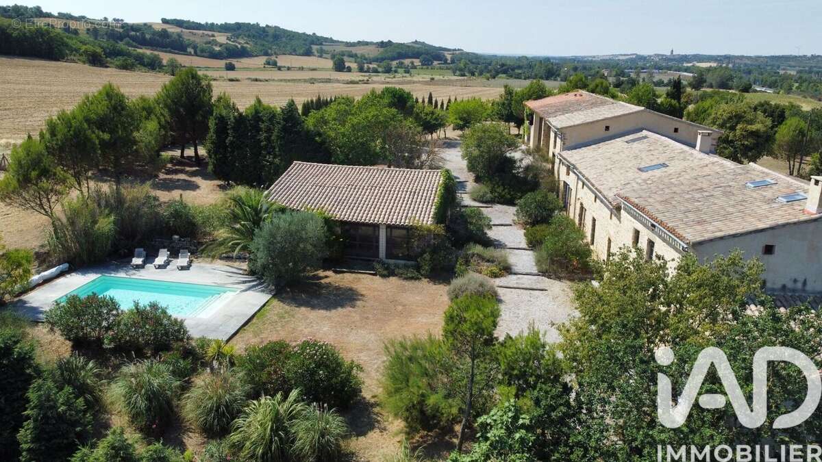 Maison 410 m² à Montferrand  - photo 3