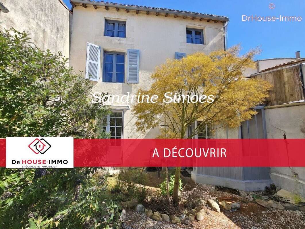 Maison à MONTMORILLON
