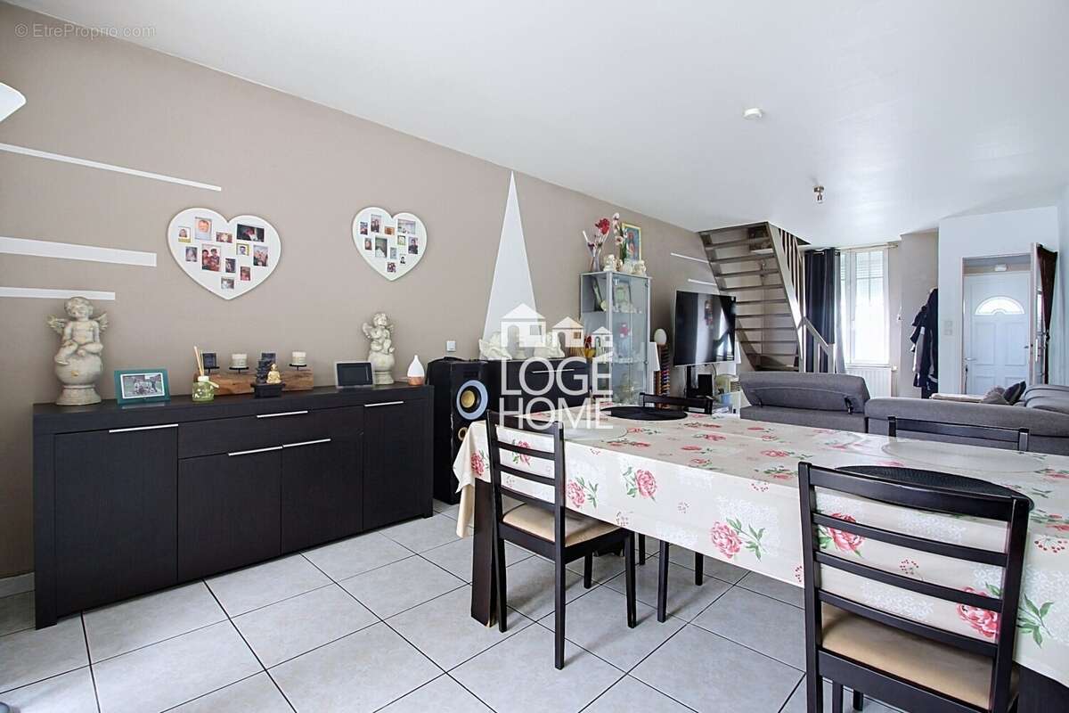 Maison 87 m² à Wattrelos  - photo 6