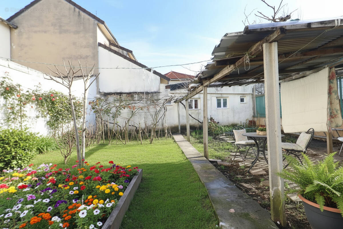 Maison à PIERREFITTE-SUR-SEINE