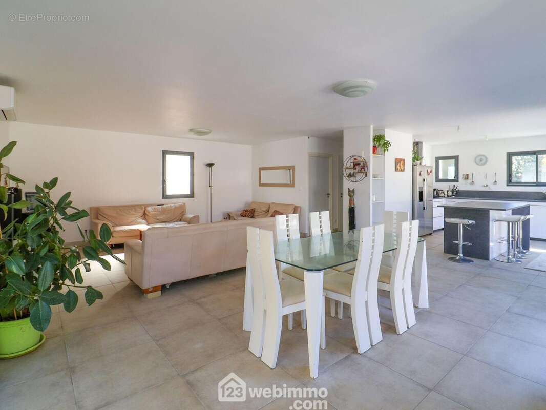 Maison à MARSEILLE-9E