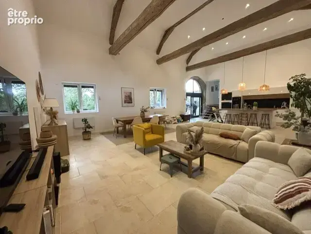 EXCLUSIVITE! Longère intégralement rénovée à AUTUN, 5 chambres, jardin clos et dépendances. - photo 2