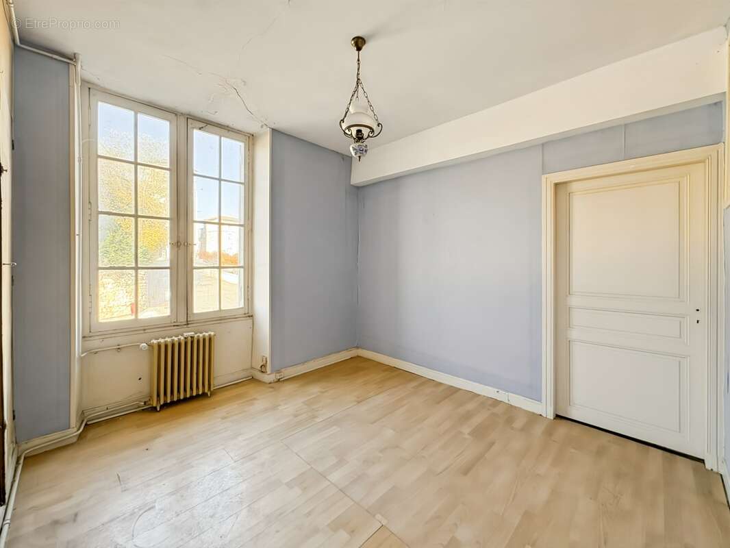 Maison à vendre 6 pièces GONDRIN - photo 6