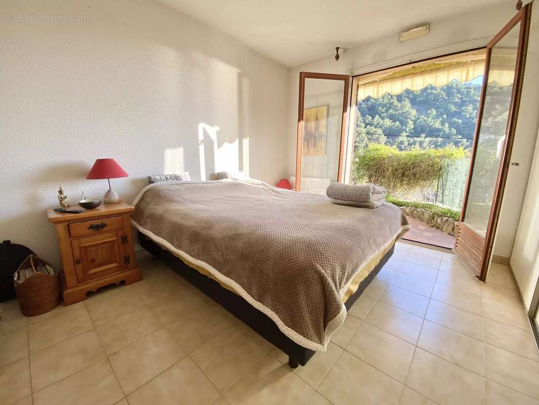 Appartement à ROQUEBRUNE-CAP-MARTIN