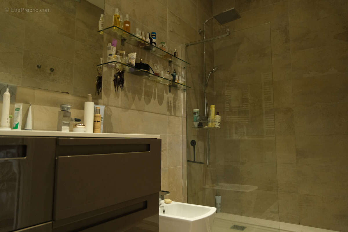 Appartement à MARSEILLE-8E