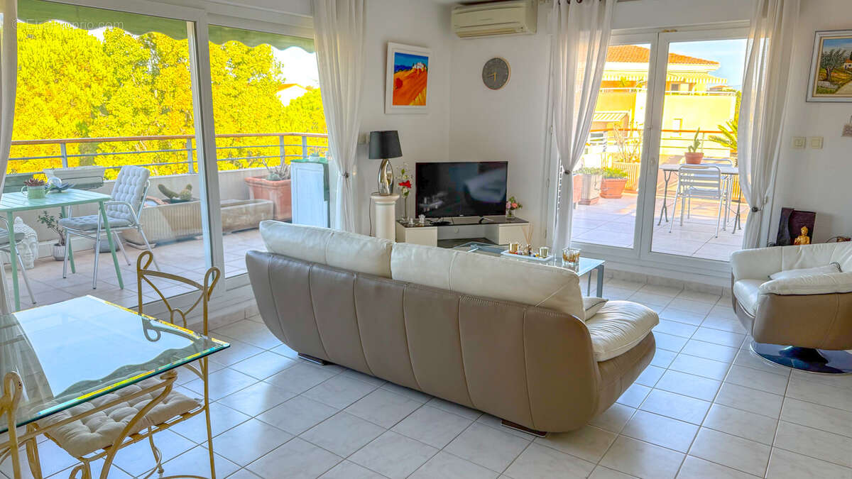 Appartement à FREJUS