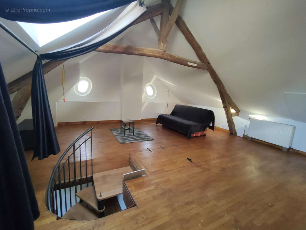 Maison à CREPY-EN-VALOIS