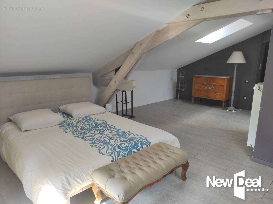 Longere en pierre de 200 m² avec grand jardin et piscine - photo 6