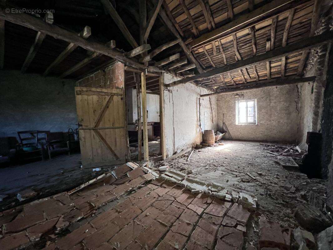Maison à MIRAMONT-DE-COMMINGES