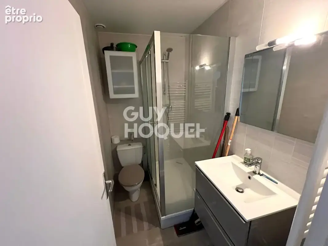 Appartement Clermont Ferrand 1 pièce 21 m2 - Stationnement - Cave - photo 3