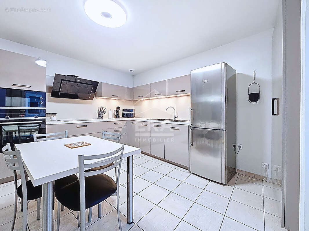 Appartement à LONGLAVILLE