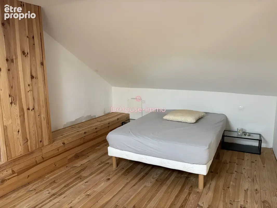 Maison 141 m² à Bonnes  - photo 5