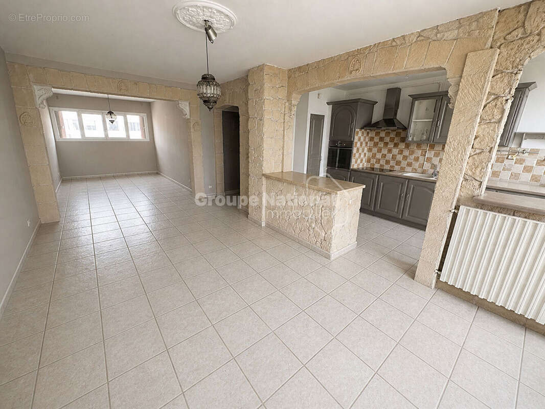 Appartement à MARSEILLE-15E