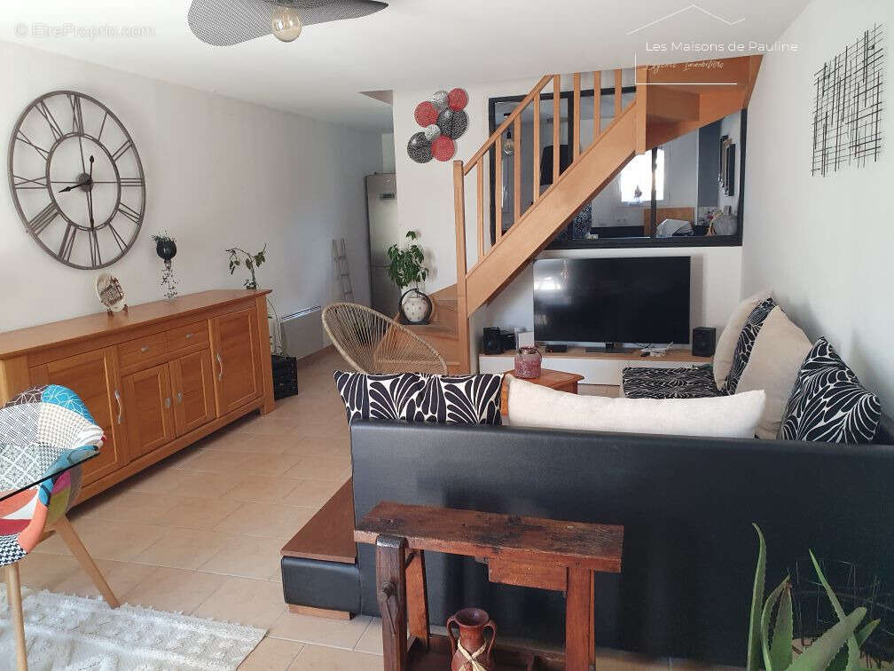 Appartement à COURCELLES-SUR-SEINE