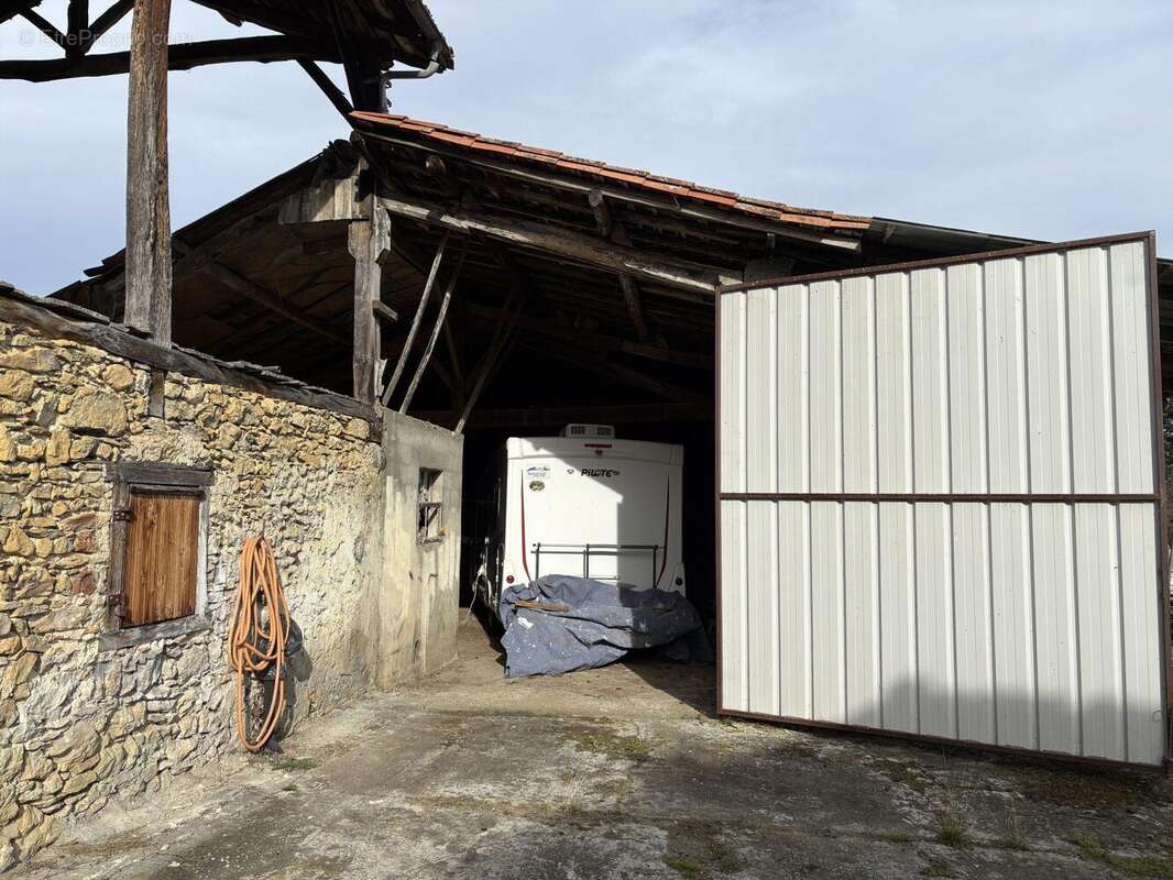 Maison à ENCAUSSE-LES-THERMES