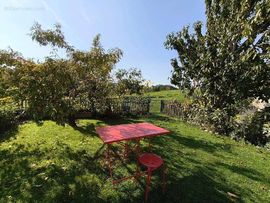 Maison à NESLES-LA-VALLEE