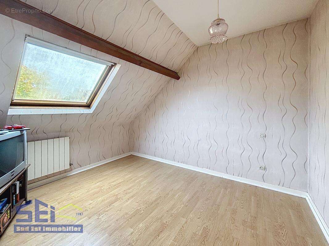 Maison à VILLIERS-SUR-MARNE