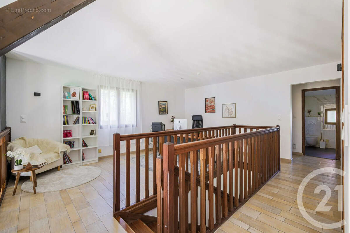 Maison à VIF