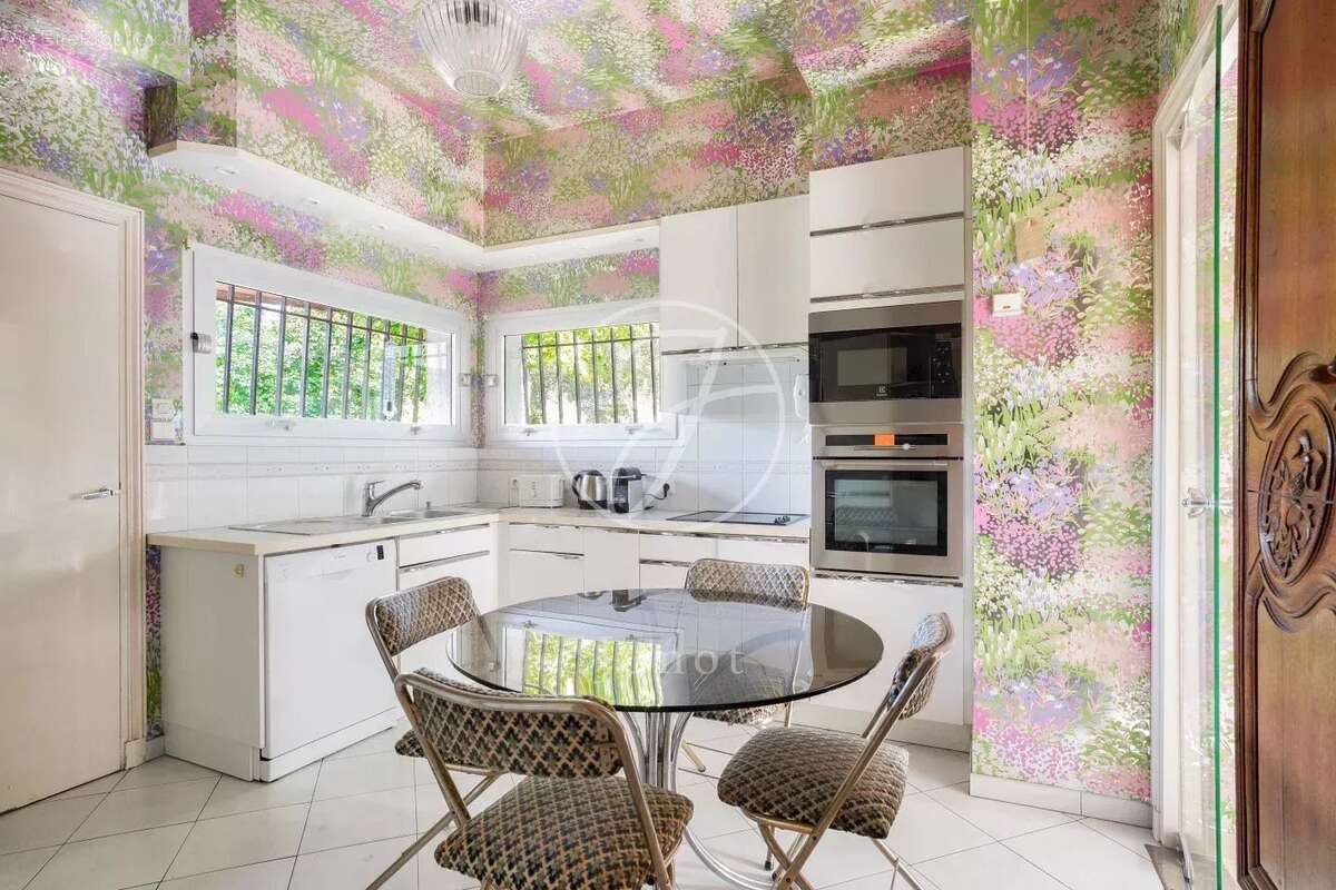 Maison à LE VESINET