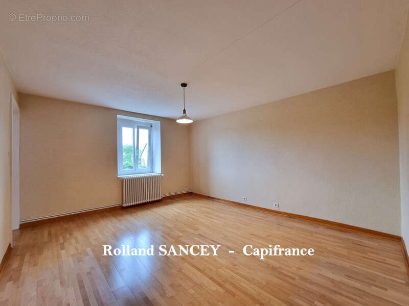 Maison à ROYE