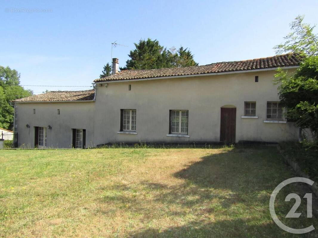 Maison à SAINT-GENARD