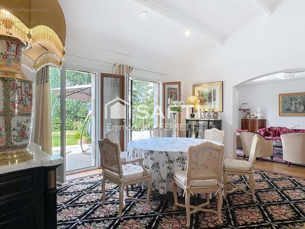 Photo 4 - Maison à MOUTIERS-LES-MAUXFAITS