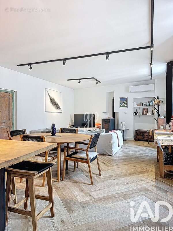 Photo 8 - Maison à ROBION