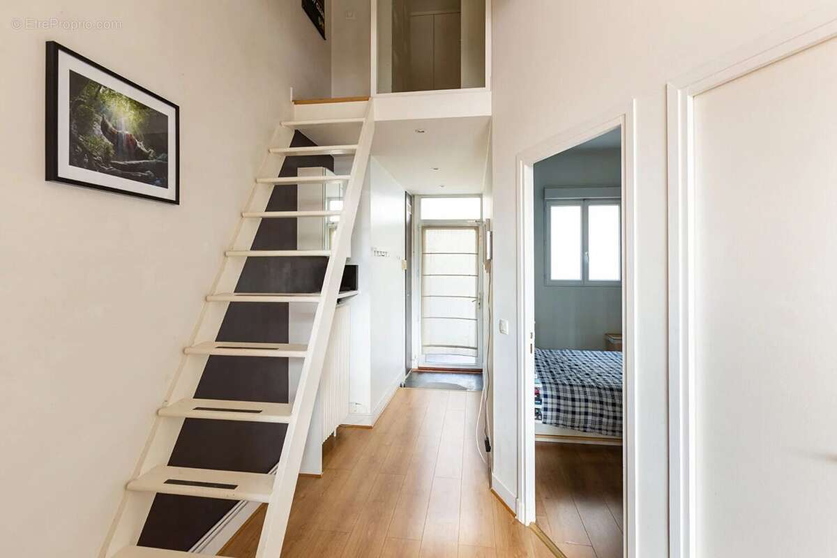 Appartement 52 m² à Courbevoie  - photo 7