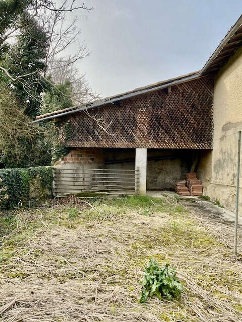 Maison à SEISSAN