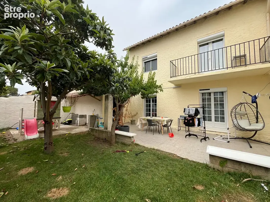Maison Arles 5 pièce(s) 104 m2 - photo 2