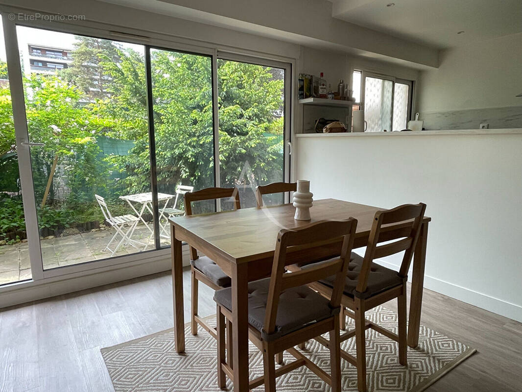 Appartement à ATHIS-MONS
