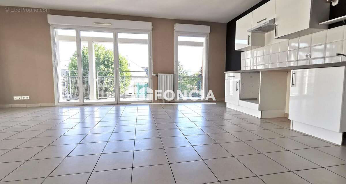 Grand appartement 4 pièces avec balcon et parking - photo 10