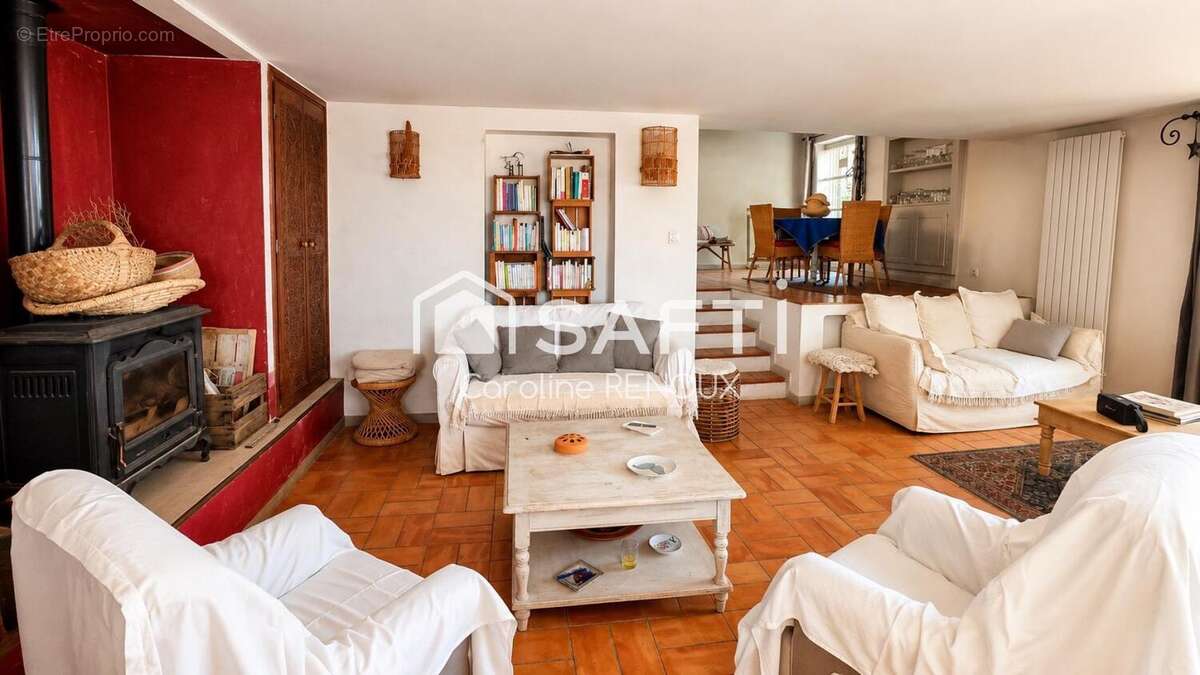 Maison 124 m² à Cucuron  - photo 5