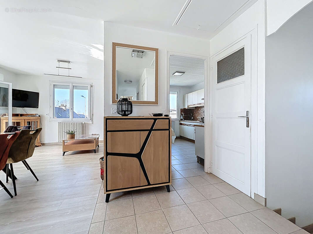 Maison à GOUVILLE-SUR-MER