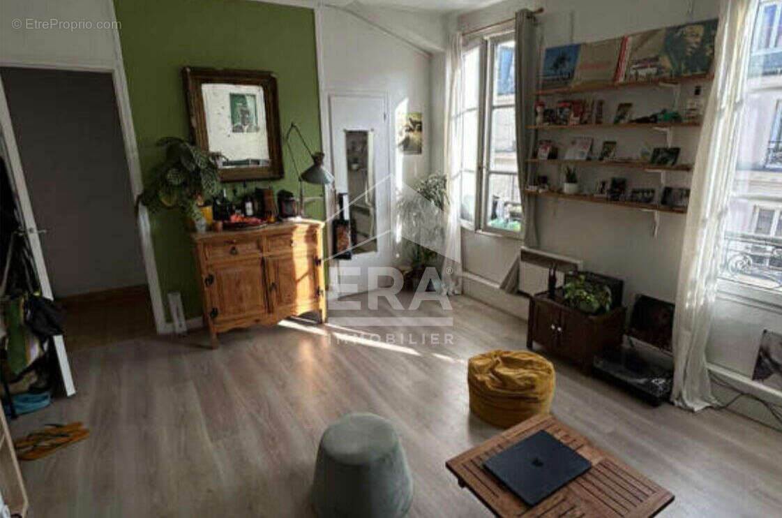 Appartement à PARIS-11E