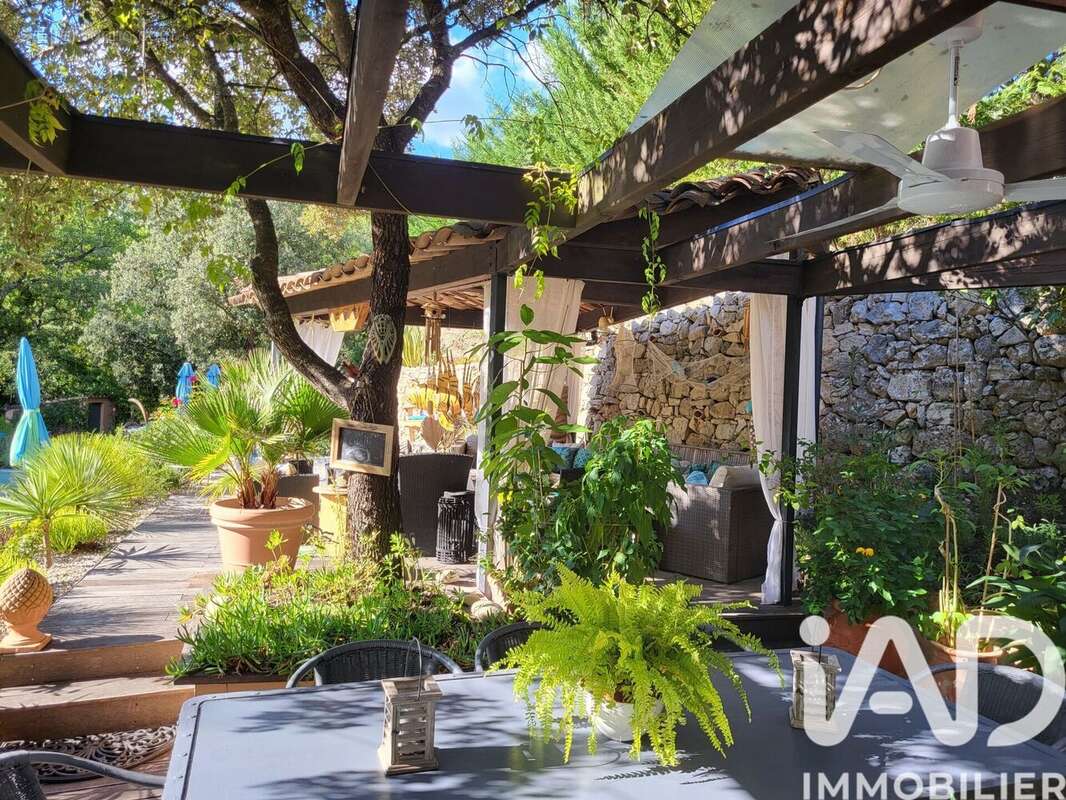 Photo 4 - Maison à COTIGNAC