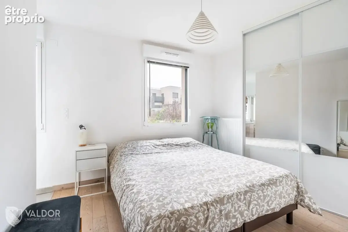 Maison contemporaine 123m2 - T5 - 4 chambres - jardin 202m2 - photo 14