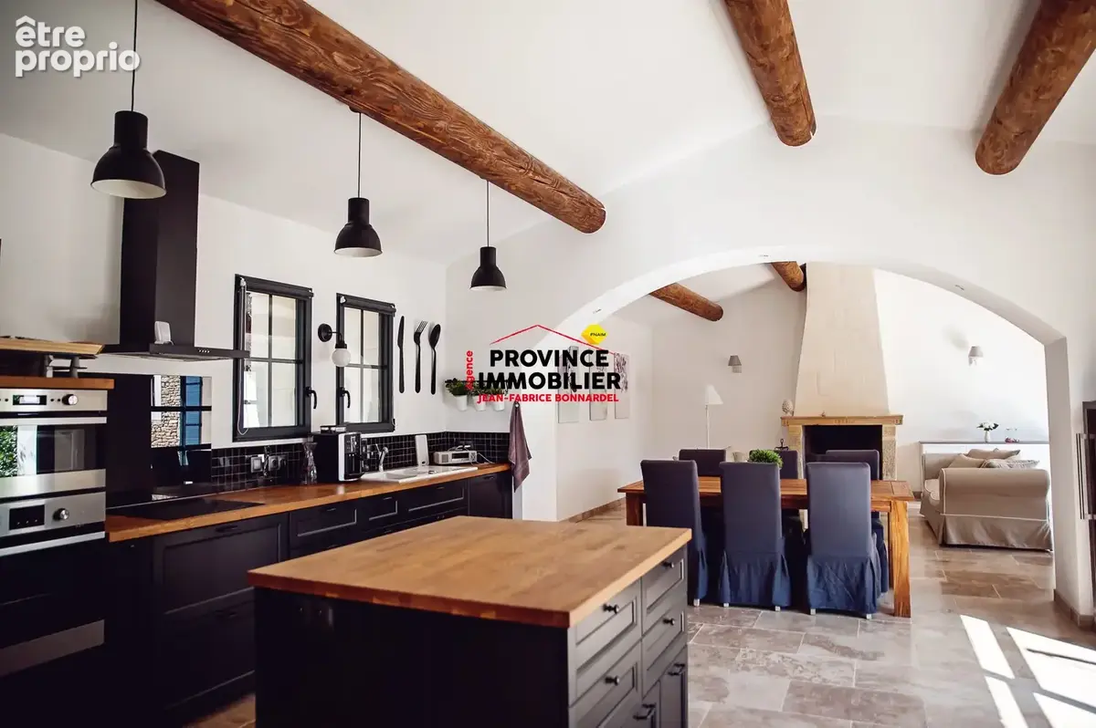 Maison 128 m² à Suze-La-Rousse  - photo 5