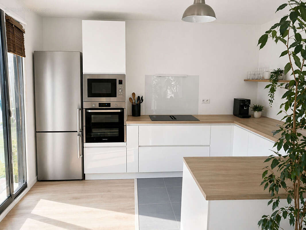 Appartement à COLOMBES
