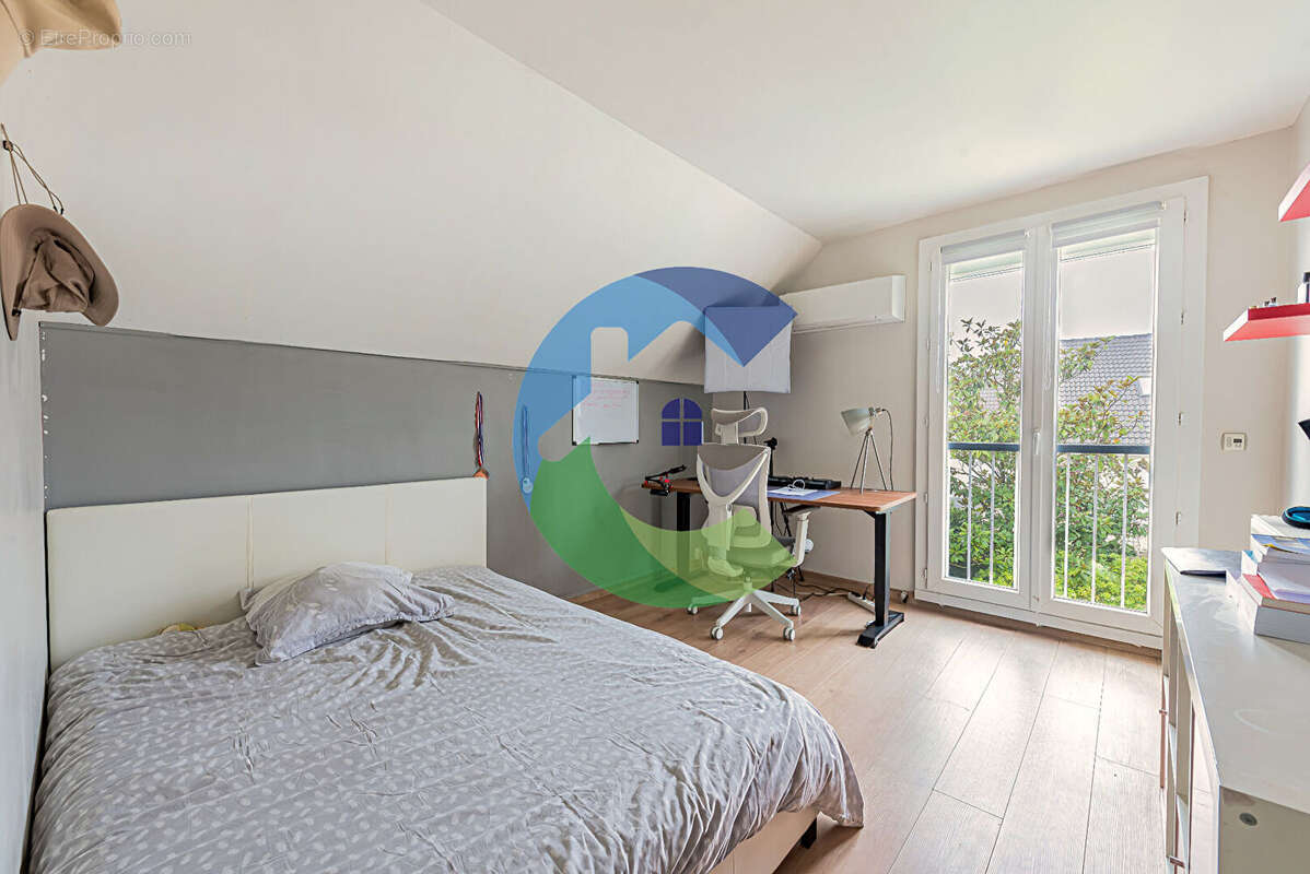 Maison à BALLAINVILLIERS