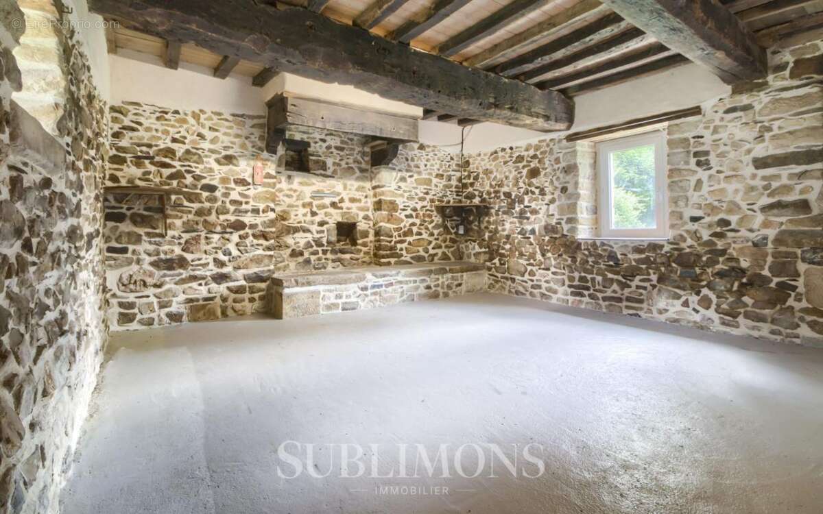 Longère avec dépendance attenante aménagé - photo 13