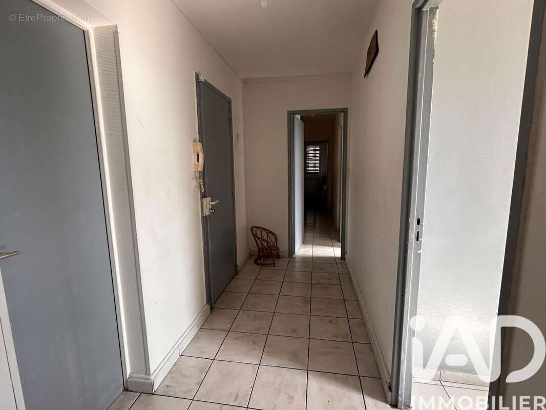 Photo 5 - Appartement à SARCELLES